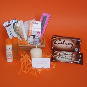 Galaxy chocolate pampering presents, pampering hampers, chocolate gifts