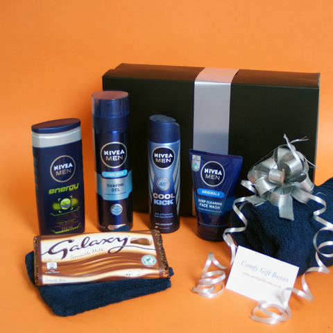 Fitness gift ideas for boyfriend, Galaxy chocolate gift for men, Nivea gifts for him, boys chocolate sports gift, Father's Day gifts, ideas for gifts for boyfriends, pamper gifts for men