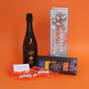 Wine and chocolates celebration gifts, new baby congratulations presents, new baby wine celebration gifts, Green and Blacks new baby gift ideas UK